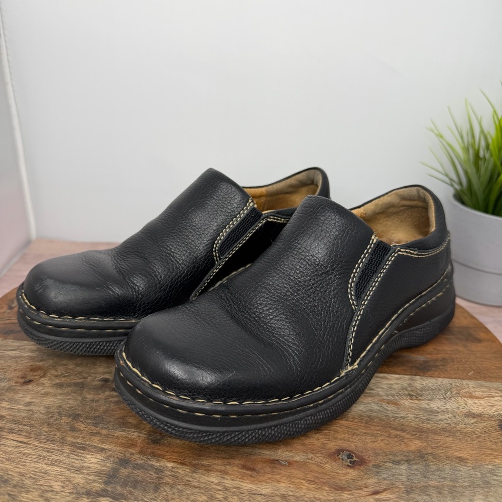 Born Black Slip-On Leather Casual Shoes - Size: 7 - Picture 3 of 8